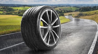 Michelin Pilot Sport S 5 - wet road